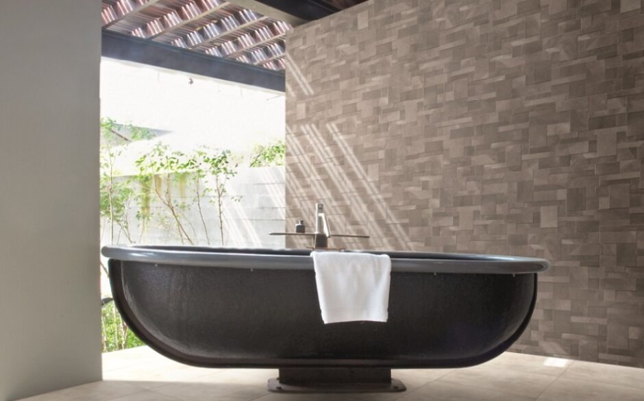 Black and White Bathrooms - Black Bath and Split Face Feature Wall Tiles