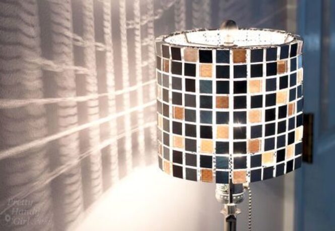 20 ideas for recycling tiles - mosaic lamp